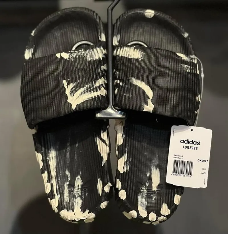 Adidas Slide 22 Black&White